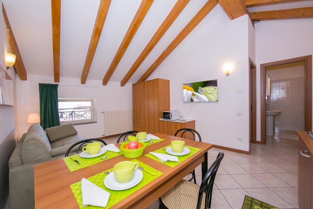 Residence Riva del Lario Gravedona Exterior foto